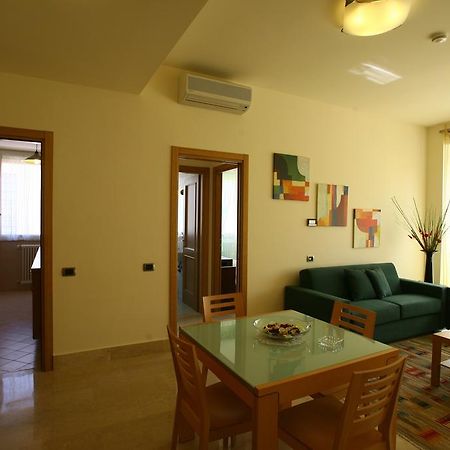 Lux Appartamenti Roma Ngoại thất bức ảnh