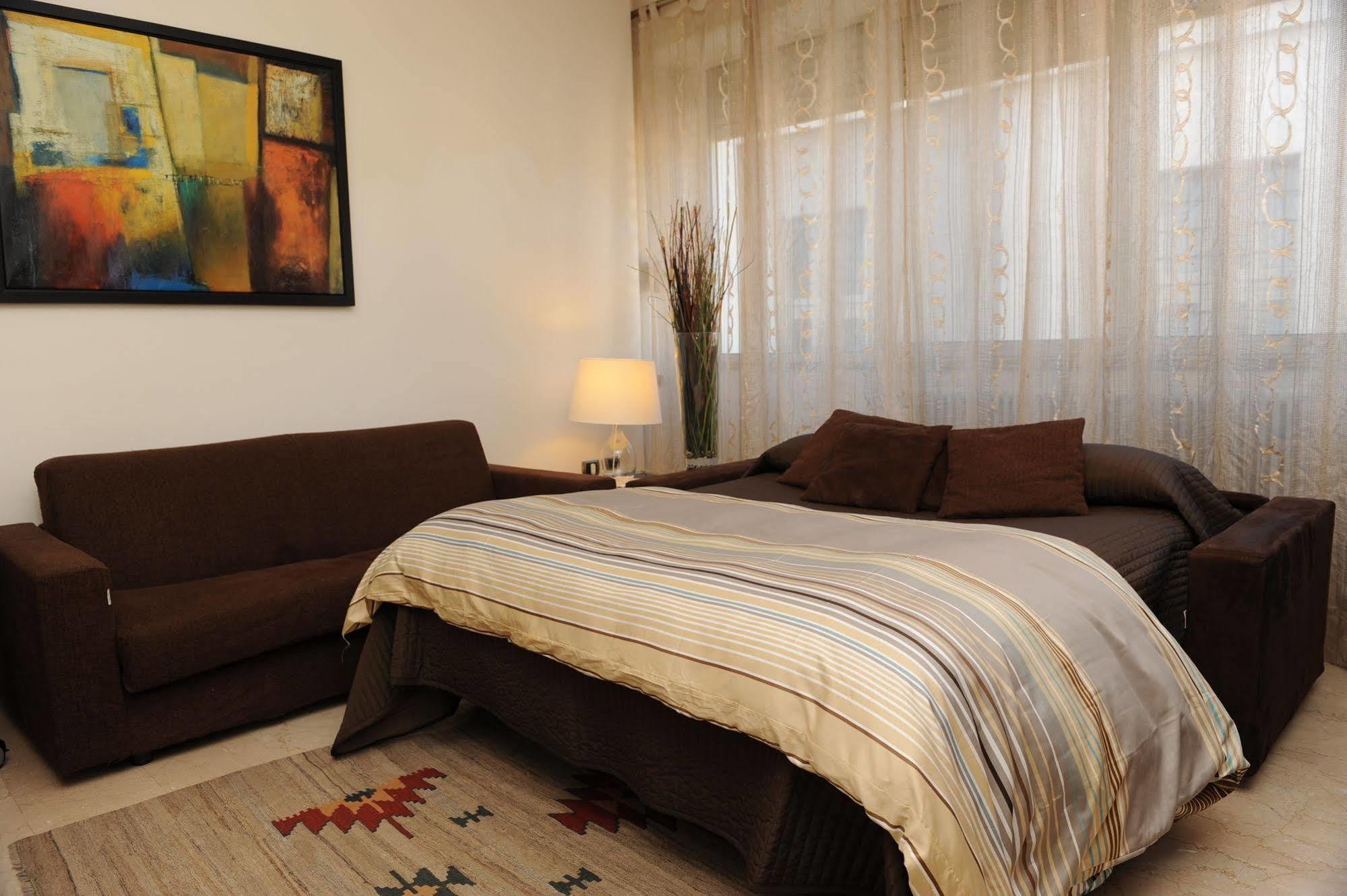Lux Appartamenti Roma Ngoại thất bức ảnh
