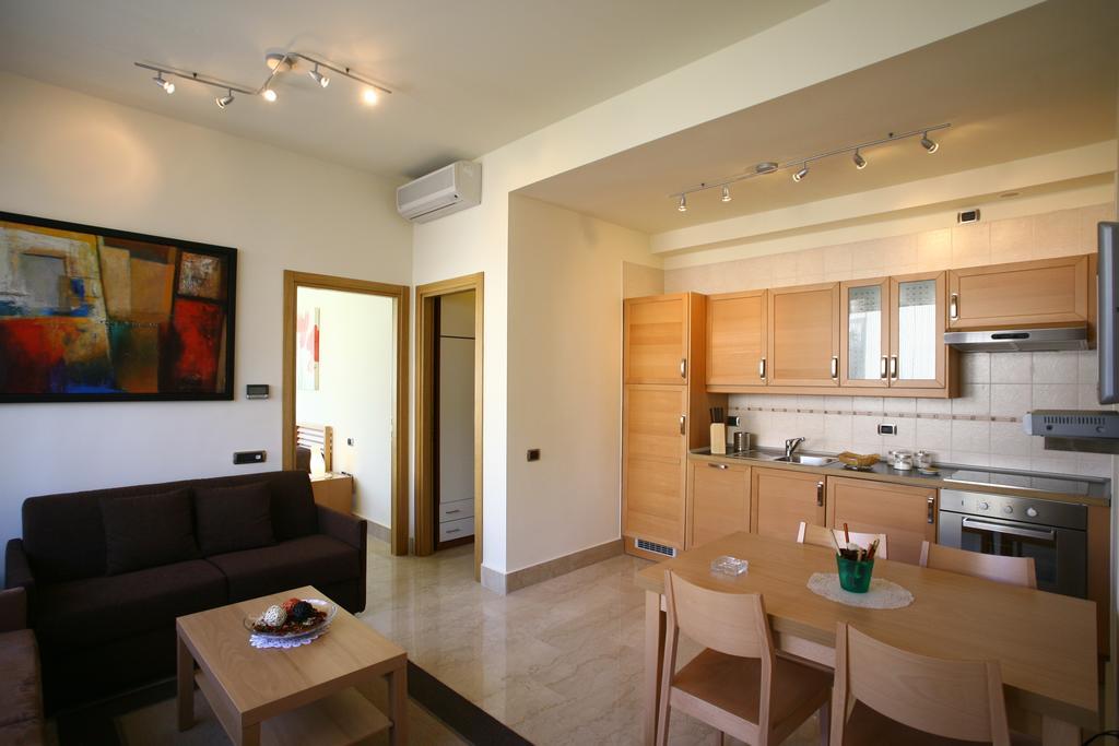 Lux Appartamenti Roma Ngoại thất bức ảnh